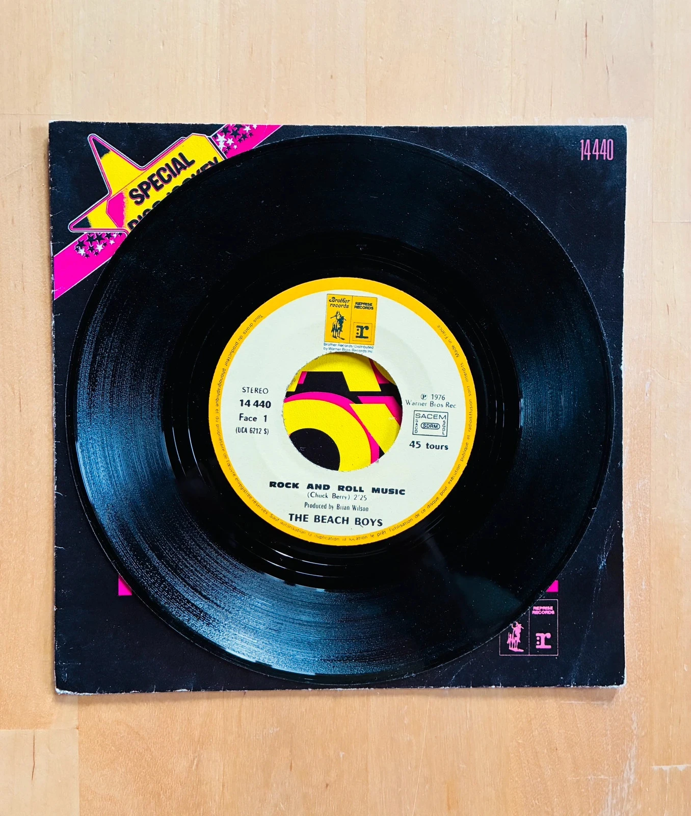 Disco de vinilo 45T The Beach Boys Rockn’roll Music. – photo 3